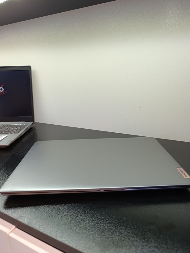 لپتاپ استوک لنوو (Lenovo) مدل IdeaPad 3 15ITL6 پردازنده i5-11G / رم 16GB / حافظه 512GB SSD / گرافیک مجزا MX350