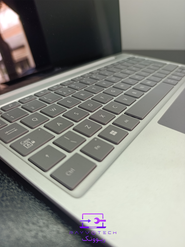 لپتاپ لمسی استوک مایکروسافت سرفیس لپتاپ گو ۲ (Microsoft Surface Laptop Go 2) پردازنده i5 نسل ۱۱ / رم 16GB / حافظه 256GB SSD