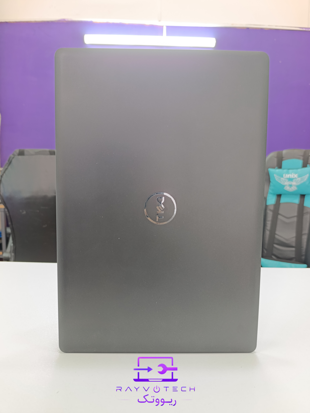 لپتاپ استوک دل (Dell) مدل Latitude 5570 لمسی / پردازنده i3 نسل ۸ / رم 8GB / حافظه 256GB SSD