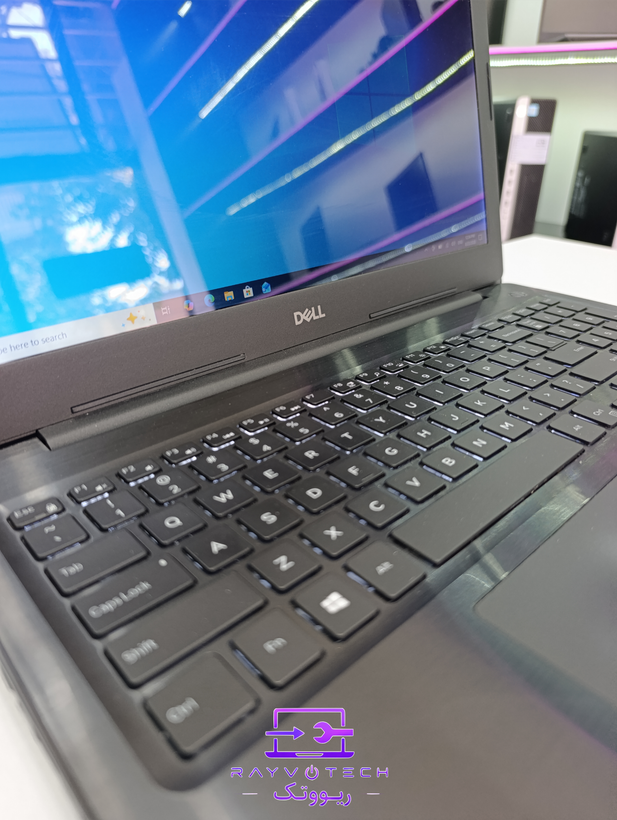 لپتاپ استوک دل (Dell) مدل Latitude 5570 لمسی / پردازنده i3 نسل ۸ / رم 8GB / حافظه 256GB SSD